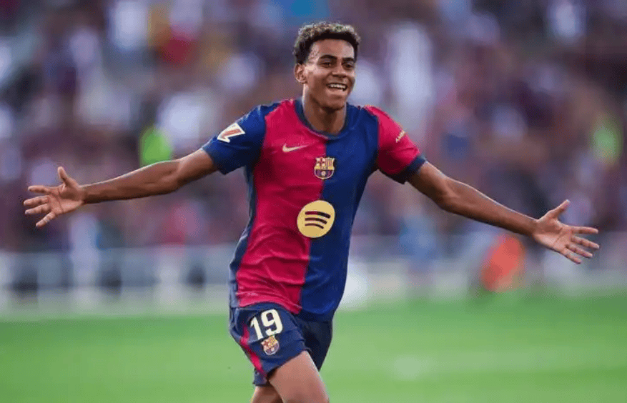 LPL又一概念神诞生！拿五杀如喝水独占LPL史一，赛后采访成亮点